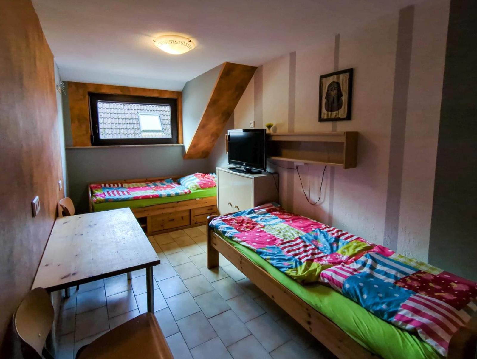 Bea'S Monteurzimmer Seckach Exterior foto