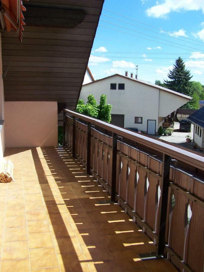 Bea'S Monteurzimmer Seckach Exterior foto